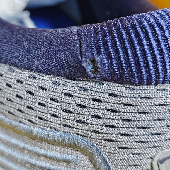 Brooks Beast 20 Blue Grey Athletic Running Sneaker Men's Shoe Size 12 Wide (2E) - Picture 9 of 11